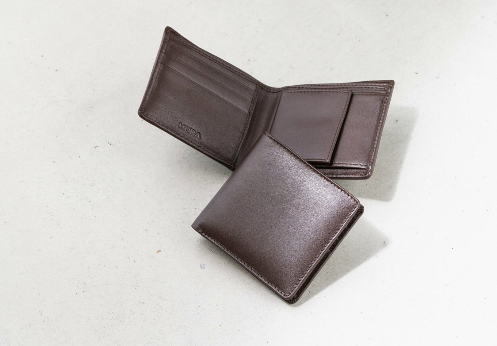 本革レザー 隠しポケット付 スリム 二つ折り財布_1